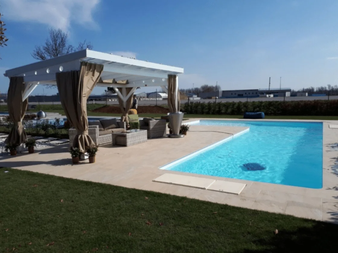 Poolhäuser – Originalfoto von Holzbau Feldhofer